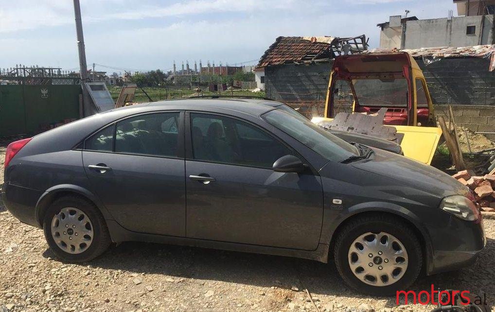 2003' Nissan Primera photo #1