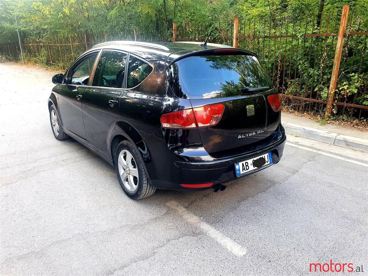 2008' SEAT Altea photo #4