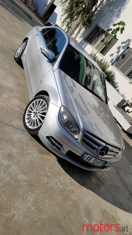 2010' Mercedes-Benz C 220 photo #4