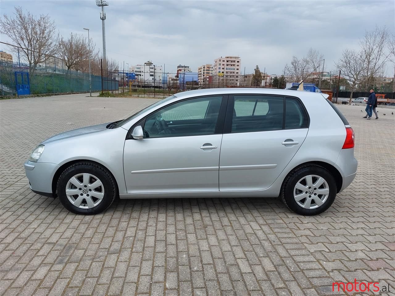 2007' Volkswagen Golf photo #5