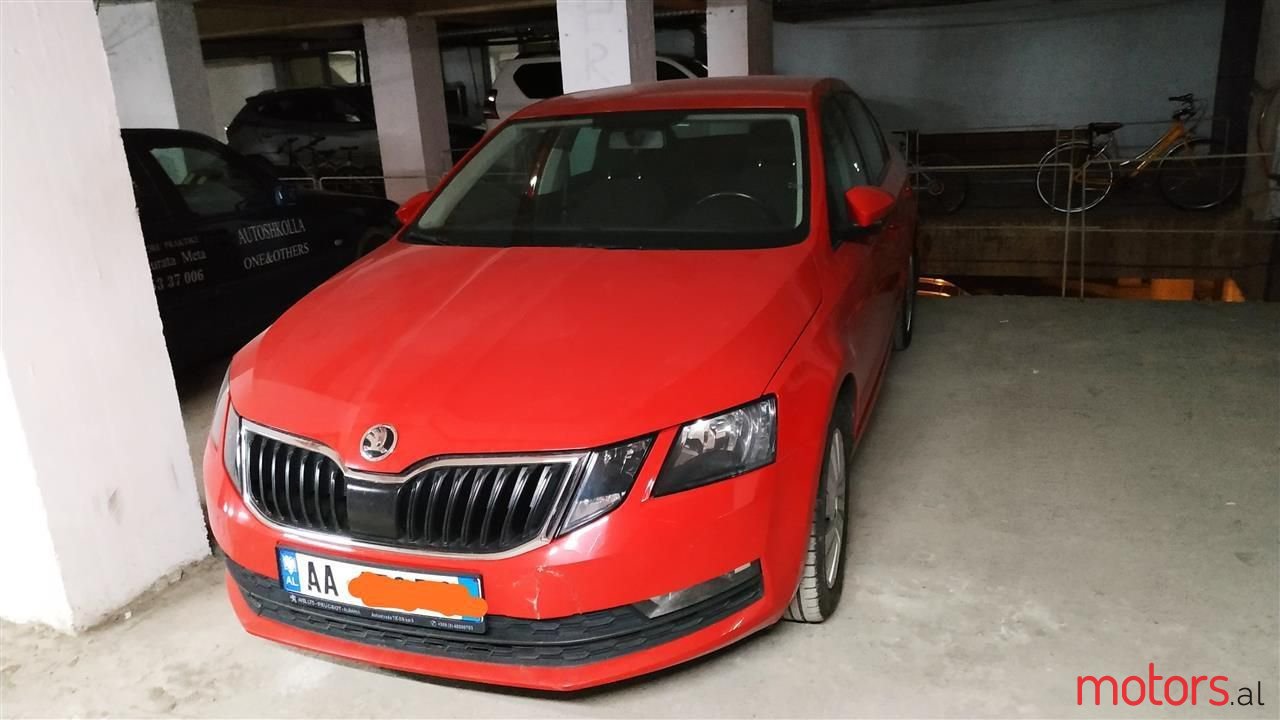 2017' Skoda Octavia photo #1