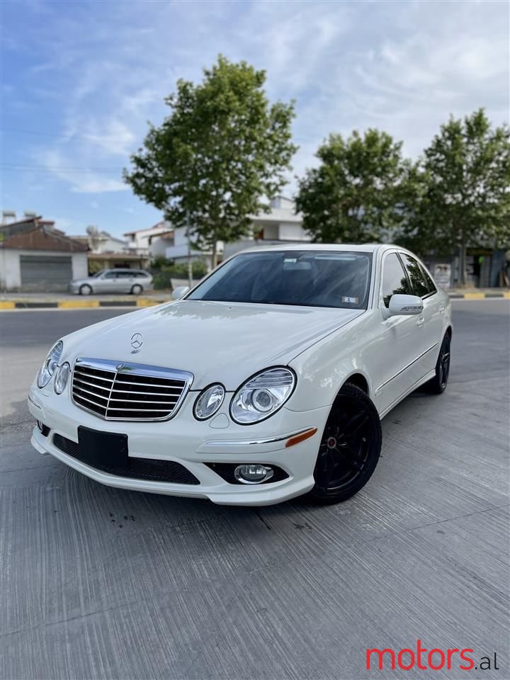 2009' Mercedes-Benz E 350 photo #3