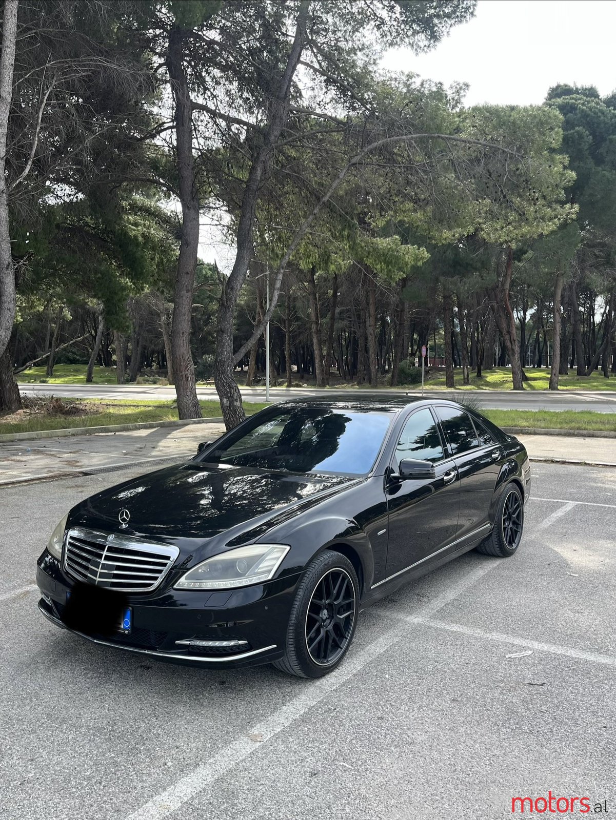 2010' Mercedes-Benz S 300 photo #1