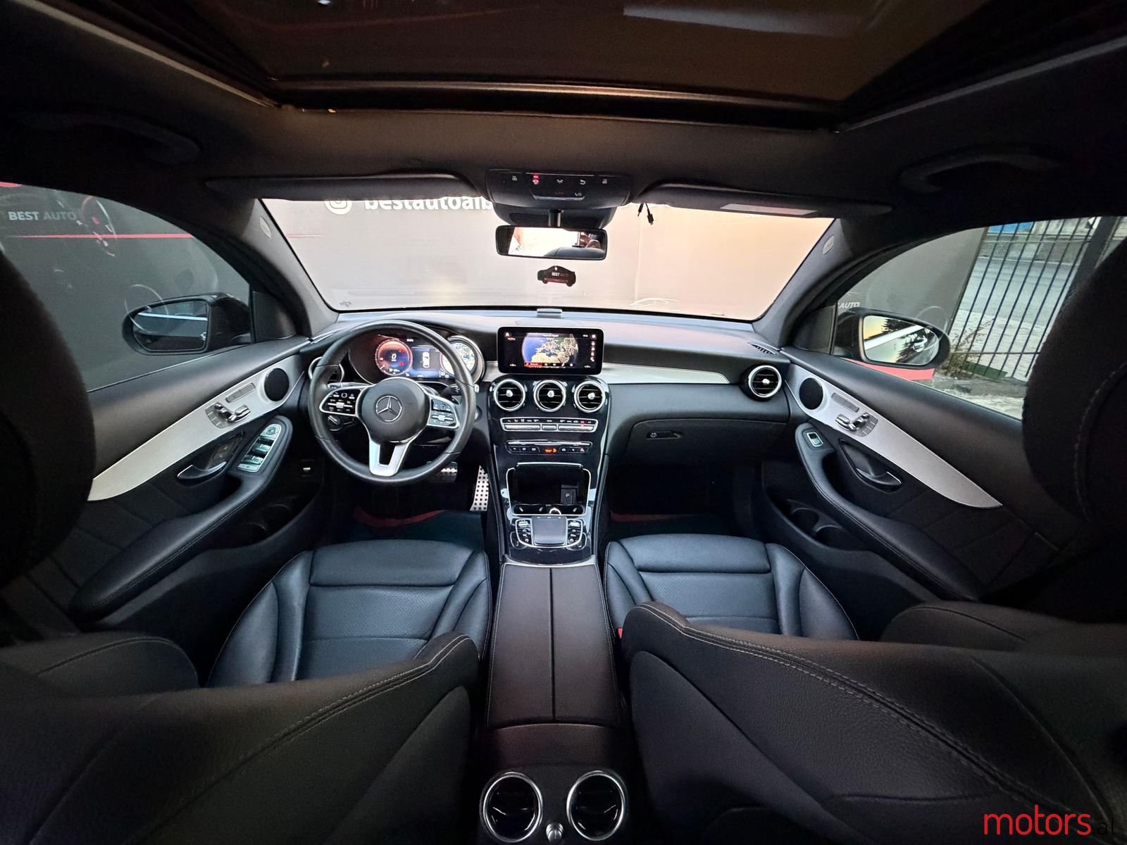 2020' Mercedes-Benz GLC 220 photo #6