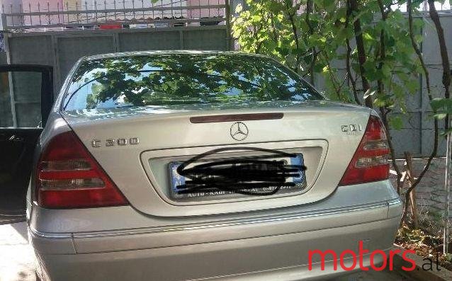 2001' Mercedes-Benz C-Class photo #2