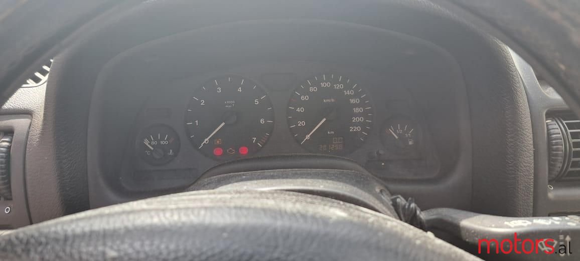 2001' Opel Astra photo #6