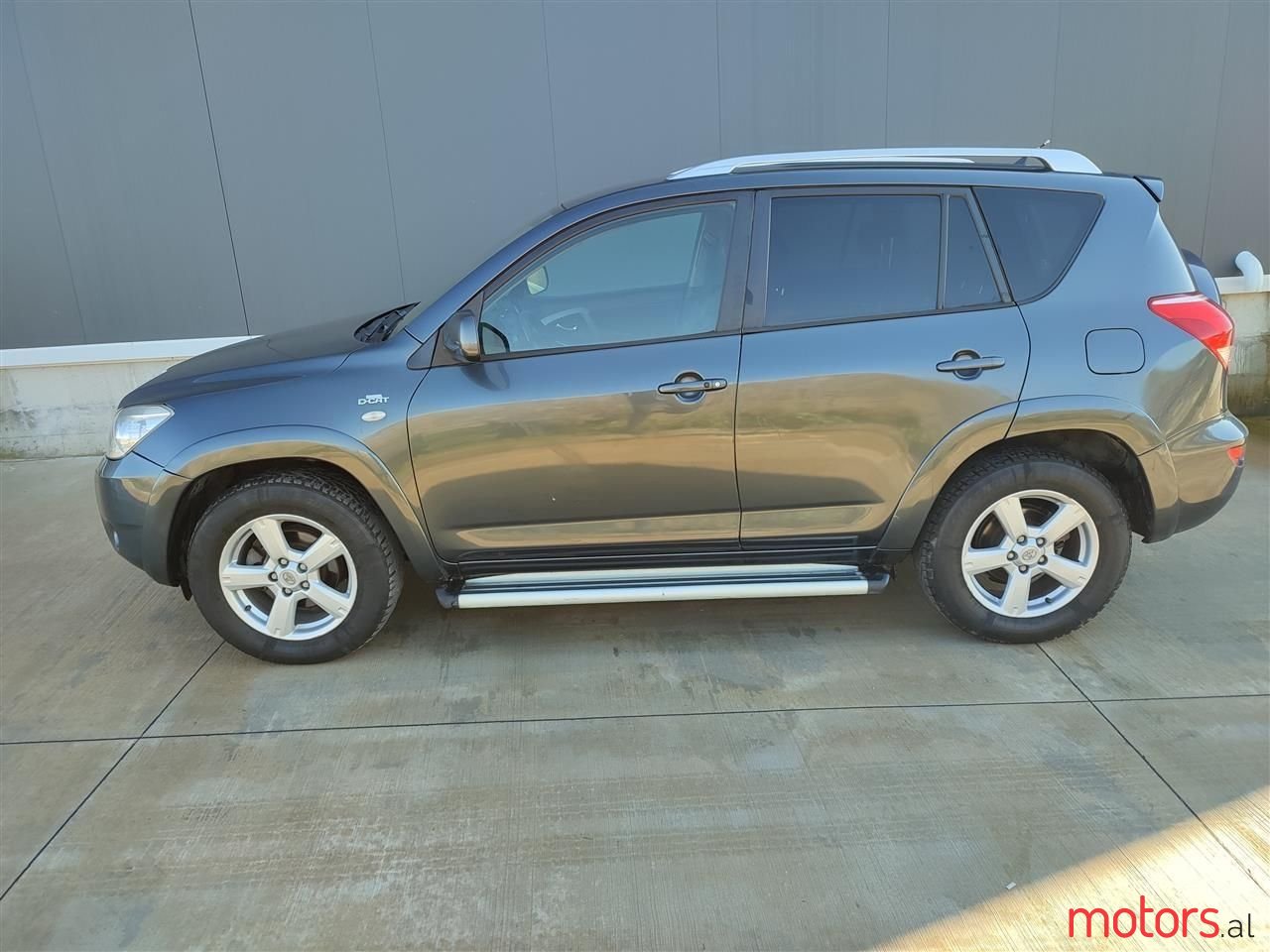 2006' Toyota RAV4 photo #1