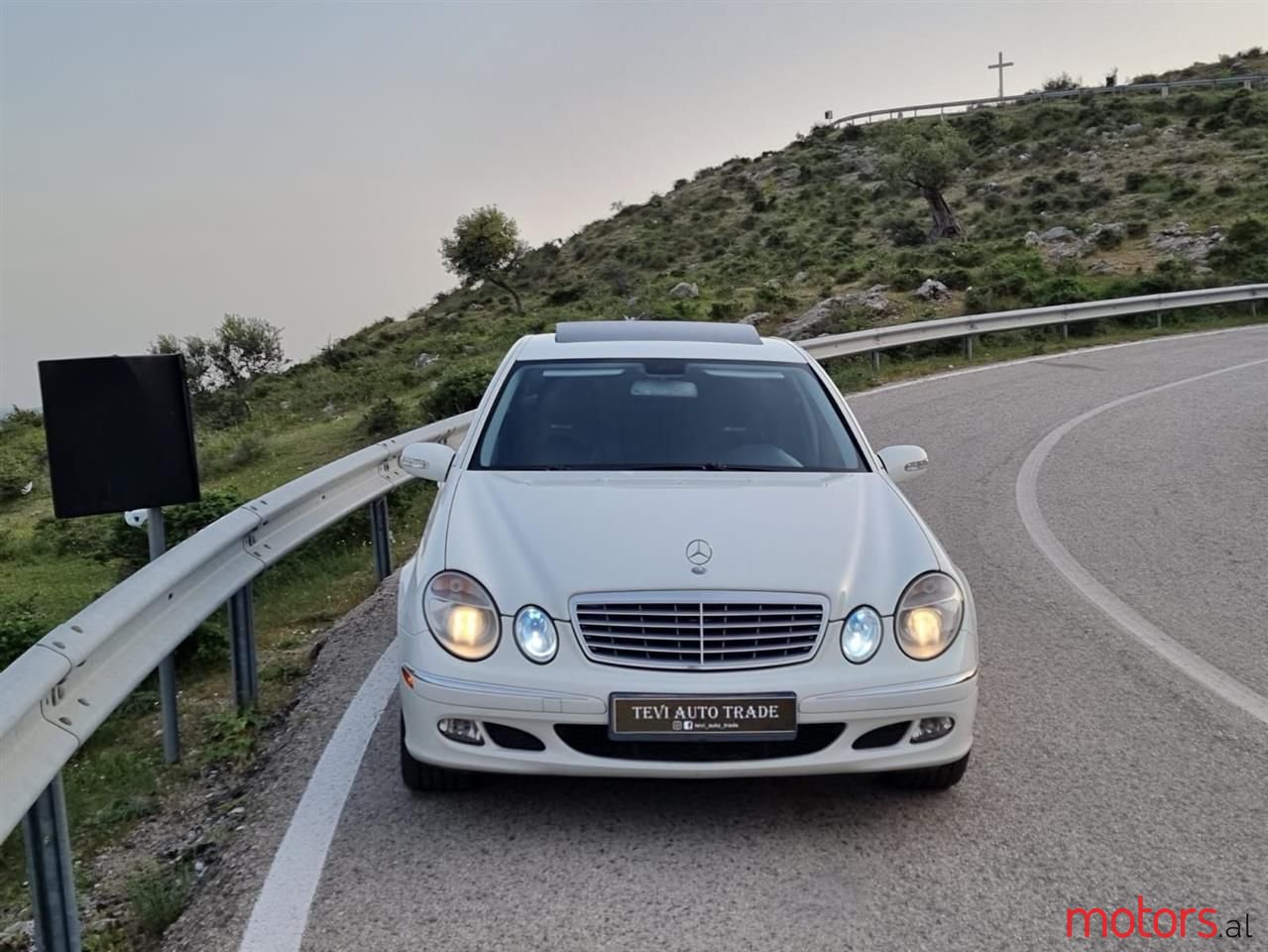 2006' Mercedes-Benz E 350 photo #3