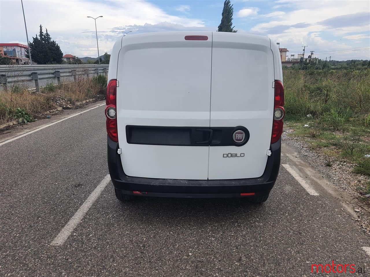 2010' Fiat Doblo photo #4