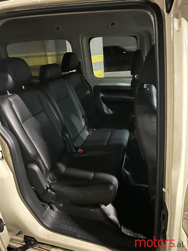 2019' Volkswagen Caddy photo #3