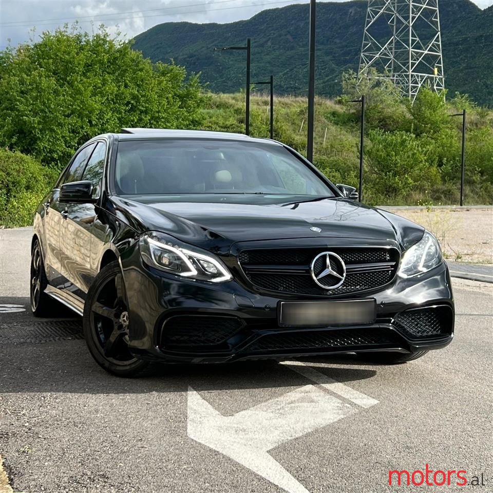 2010' Mercedes-Benz E 350 photo #1