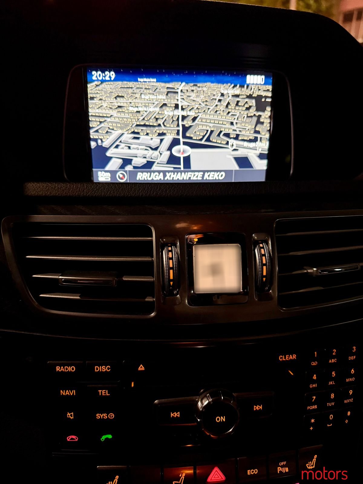 2014' Mercedes-Benz E 220 photo #1