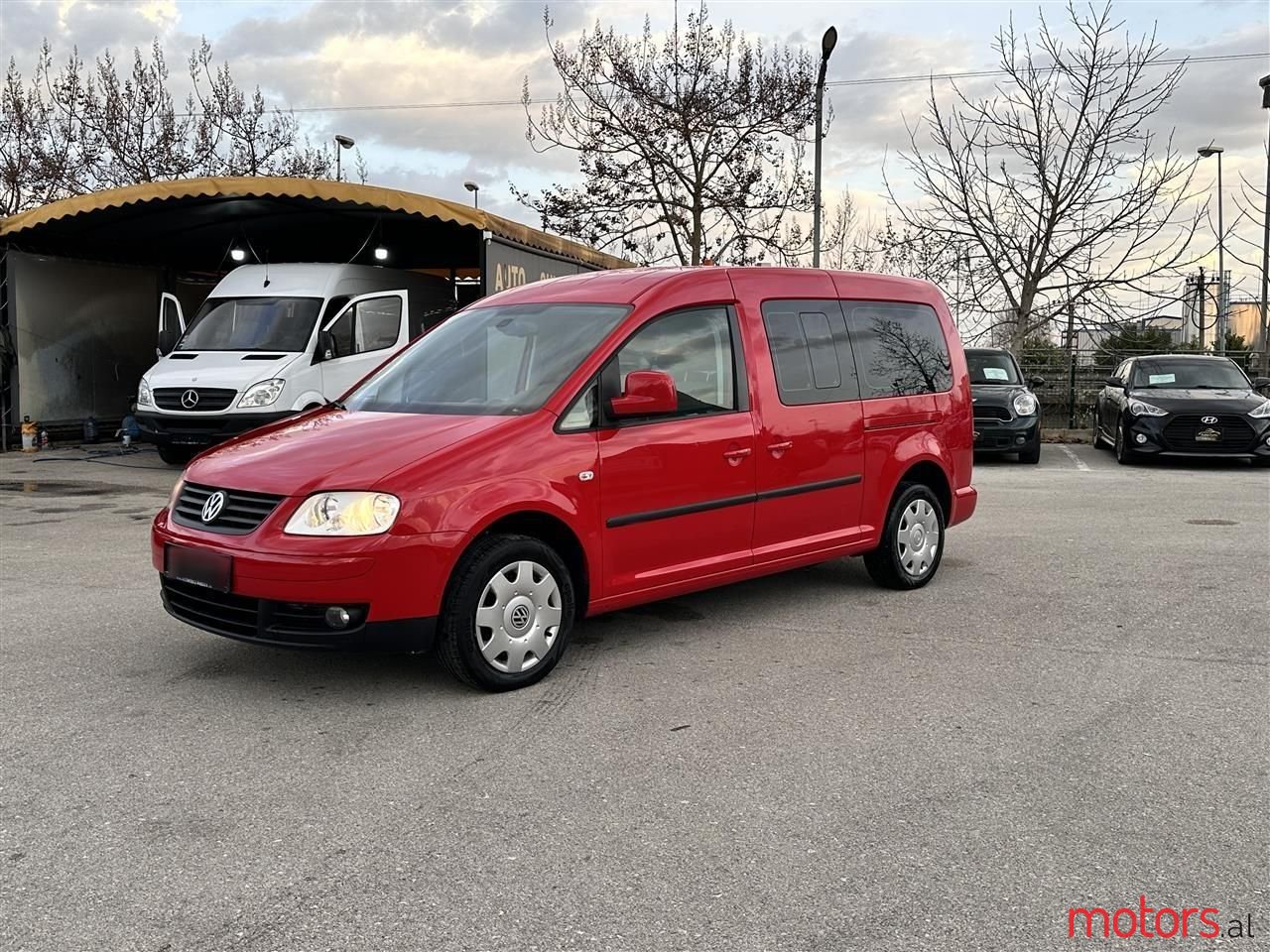 2009' Volkswagen Caddy photo #2