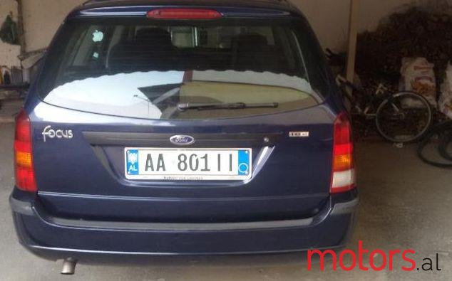 2004' Ford Focus photo #1