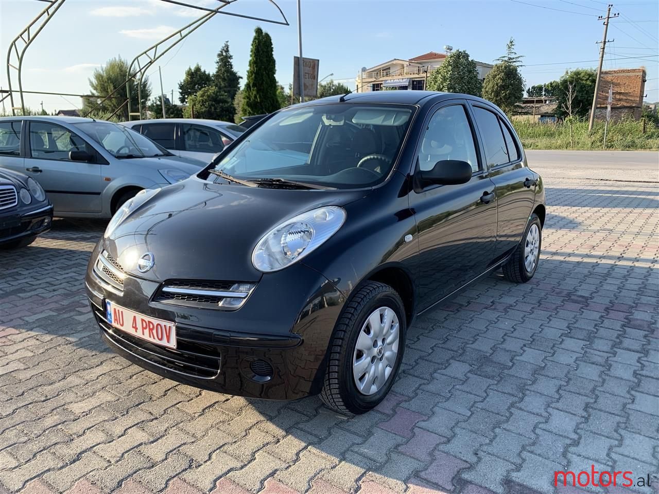 2005' Nissan Micra photo #2