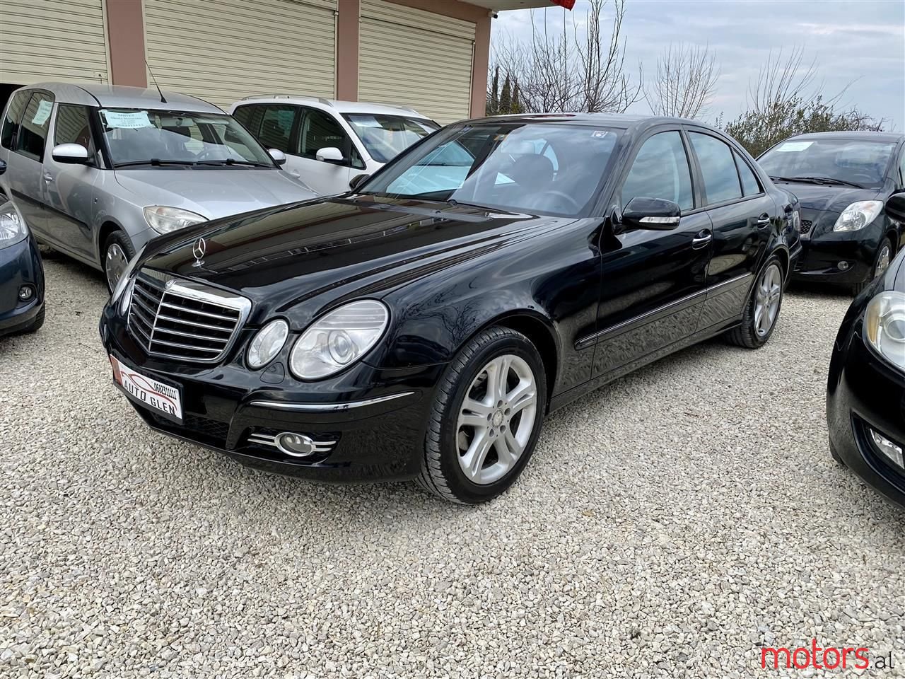 2008' Mercedes-Benz E 200 photo #4