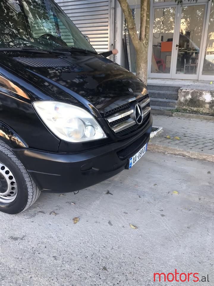 2008' Mercedes-Benz 220 photo #1