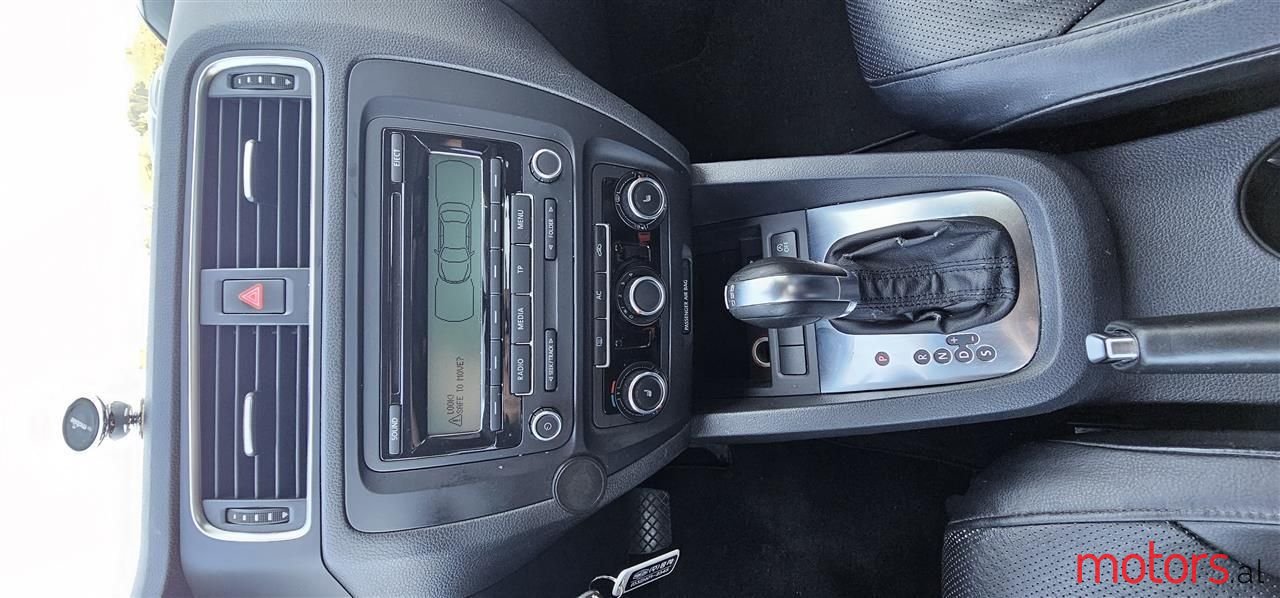 2013' Volkswagen Jetta photo #6