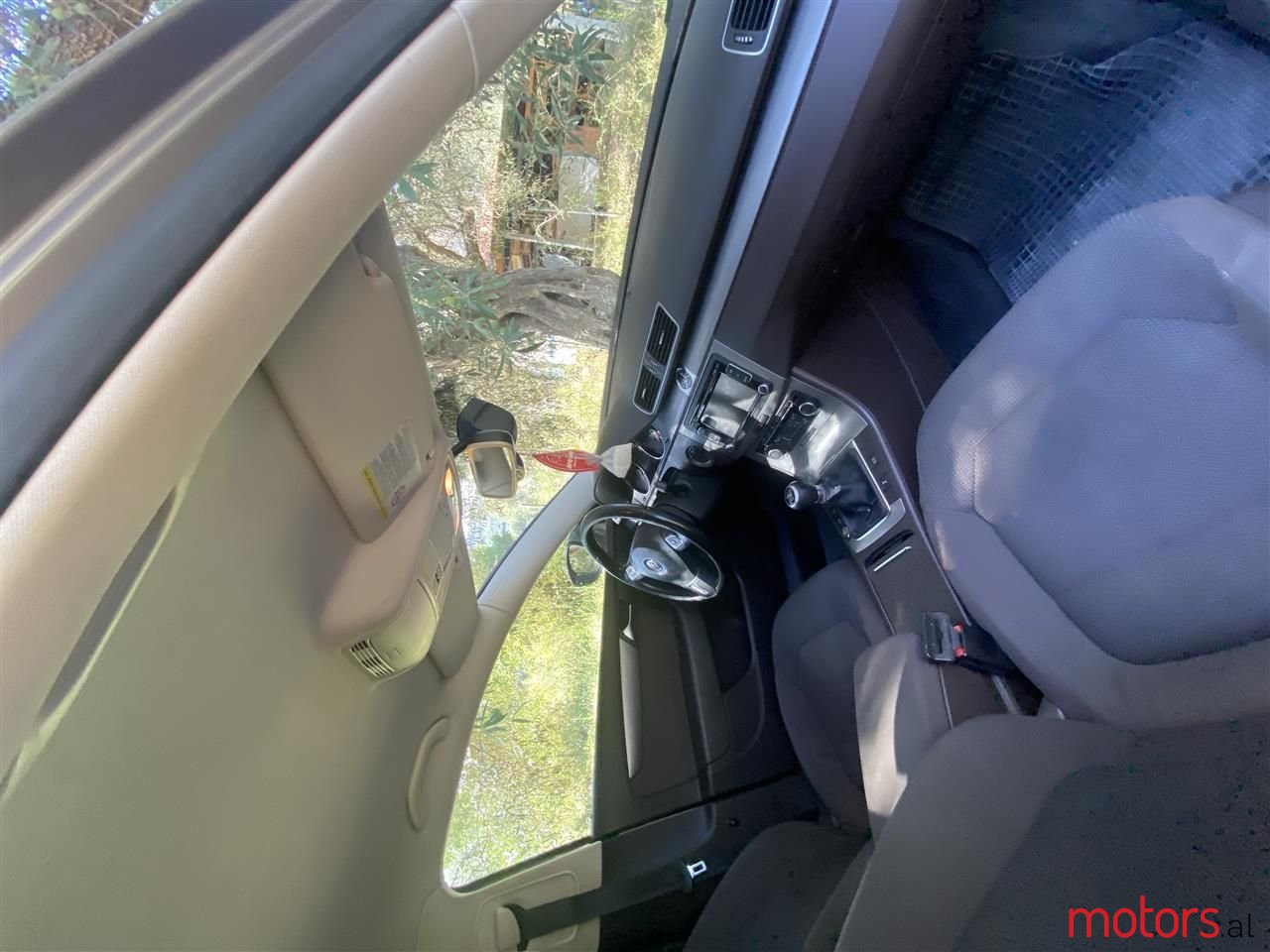 2012' Volkswagen Passat photo #2