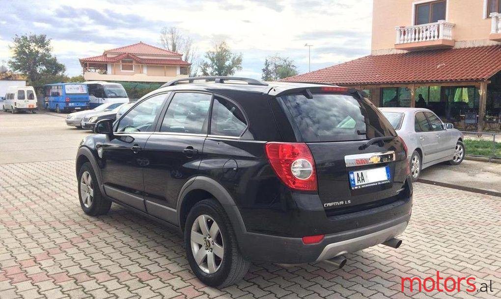 2007' Chevrolet Captiva photo #2