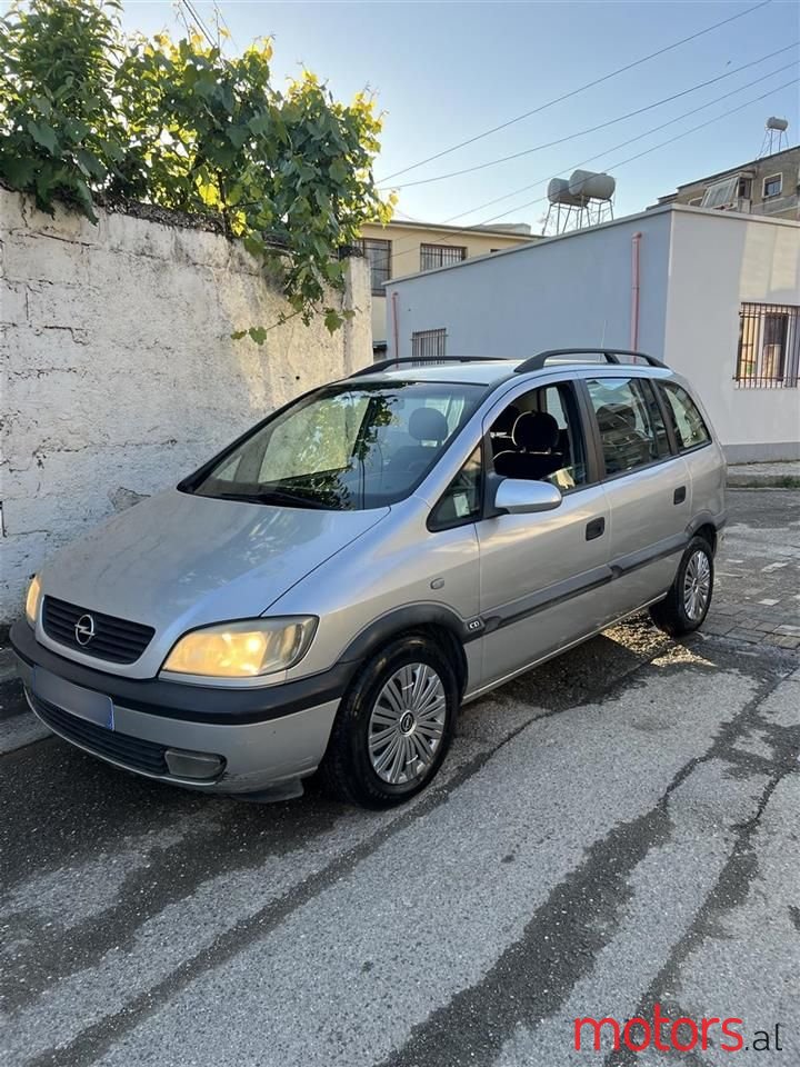 2000' Opel Zafira photo #1