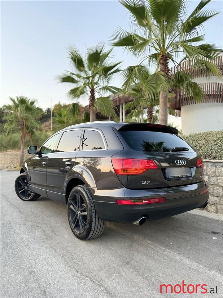 2007' Audi Q7 photo #2