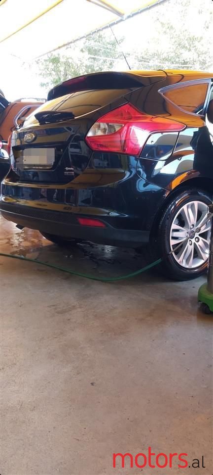 2012' Ford Focus photo #2