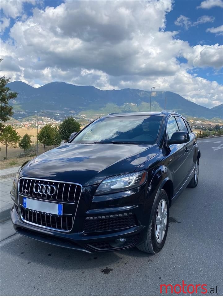 2012' Audi Q7 photo #1