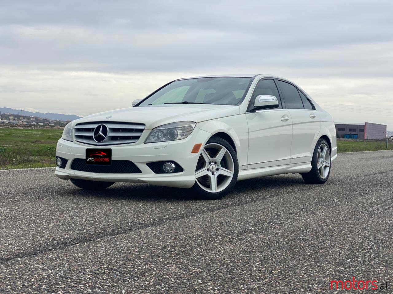 2008' Mercedes-Benz C-Class photo #1