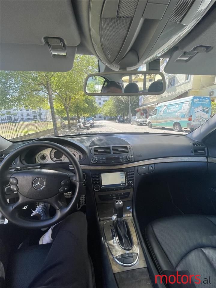 2007' Mercedes-Benz E 320 photo #5