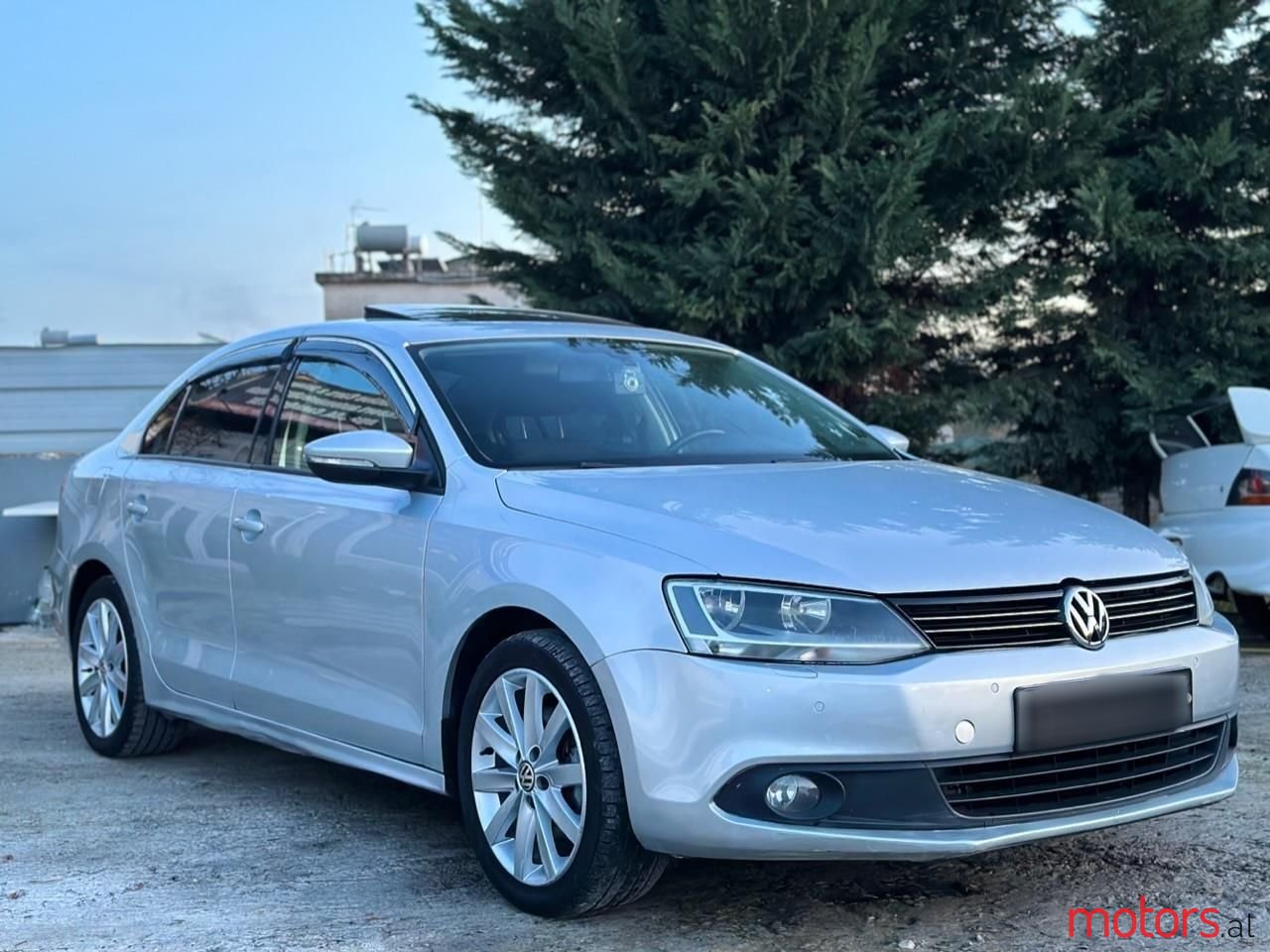 2012' Volkswagen Jetta photo #6