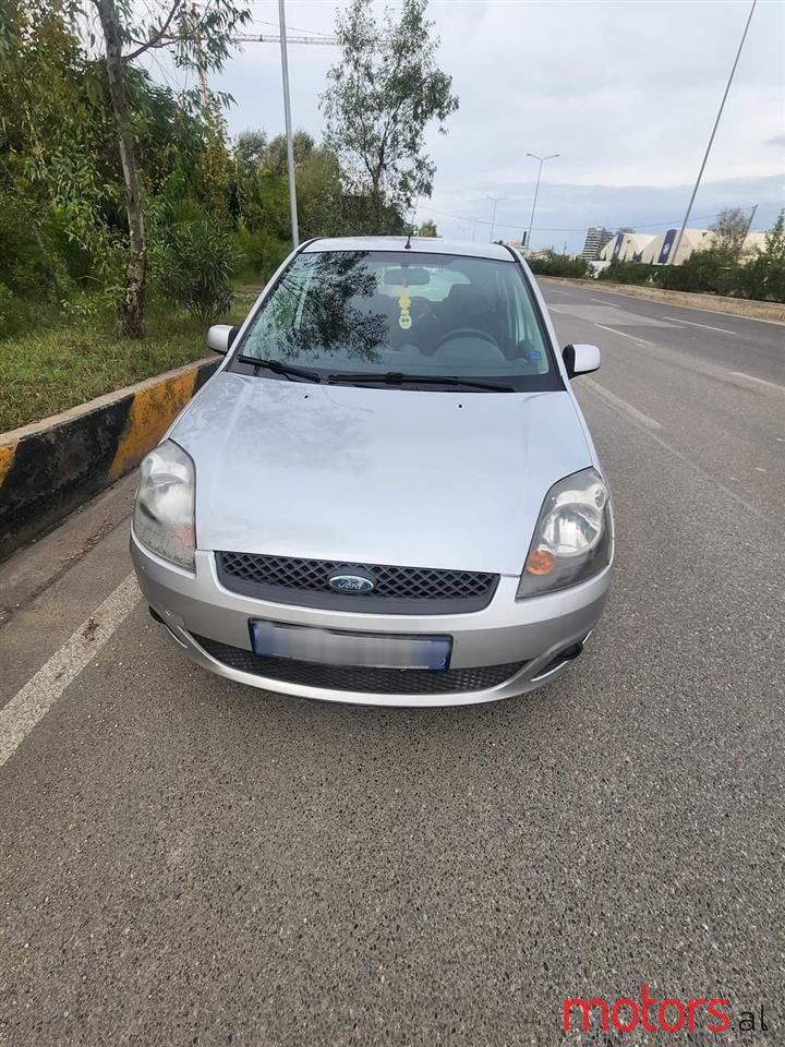 2008' Ford Fiesta photo #4