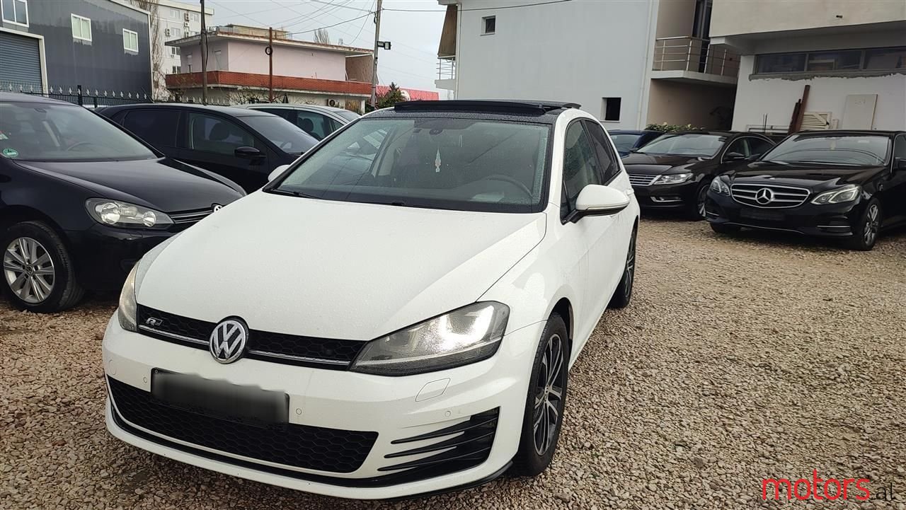 2014' Volkswagen Golf photo #4