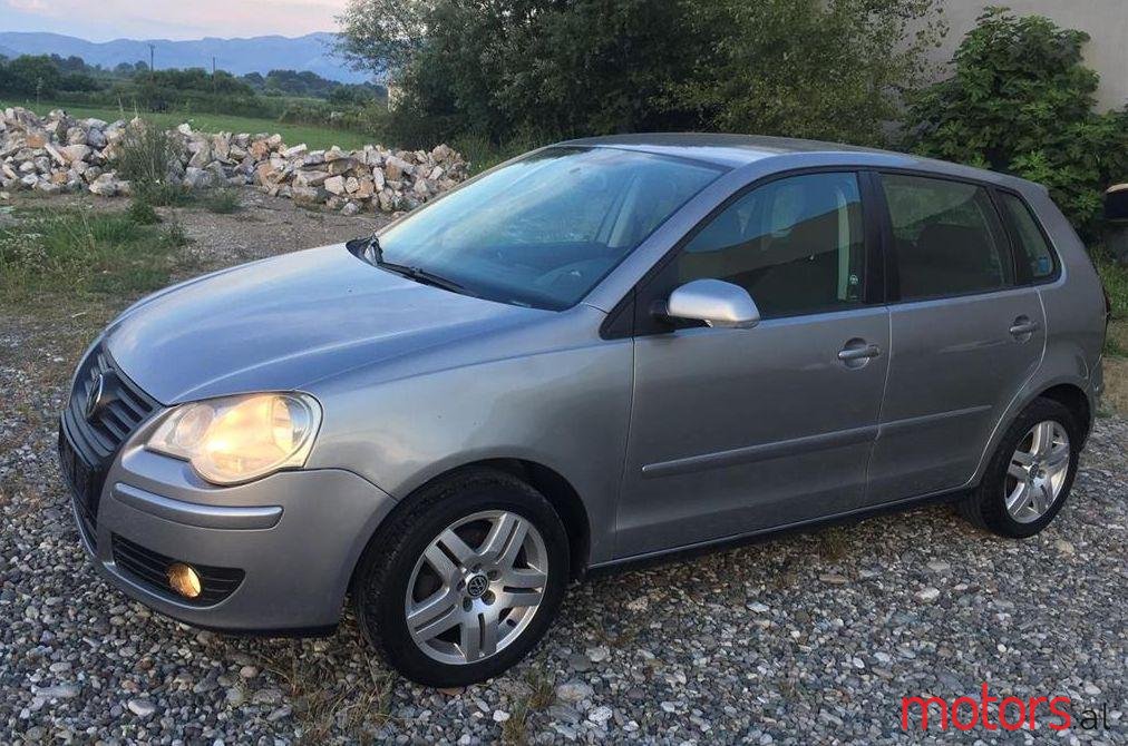 2006' Volkswagen Polo photo #2