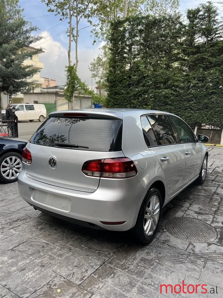 2012' Volkswagen Golf photo #4