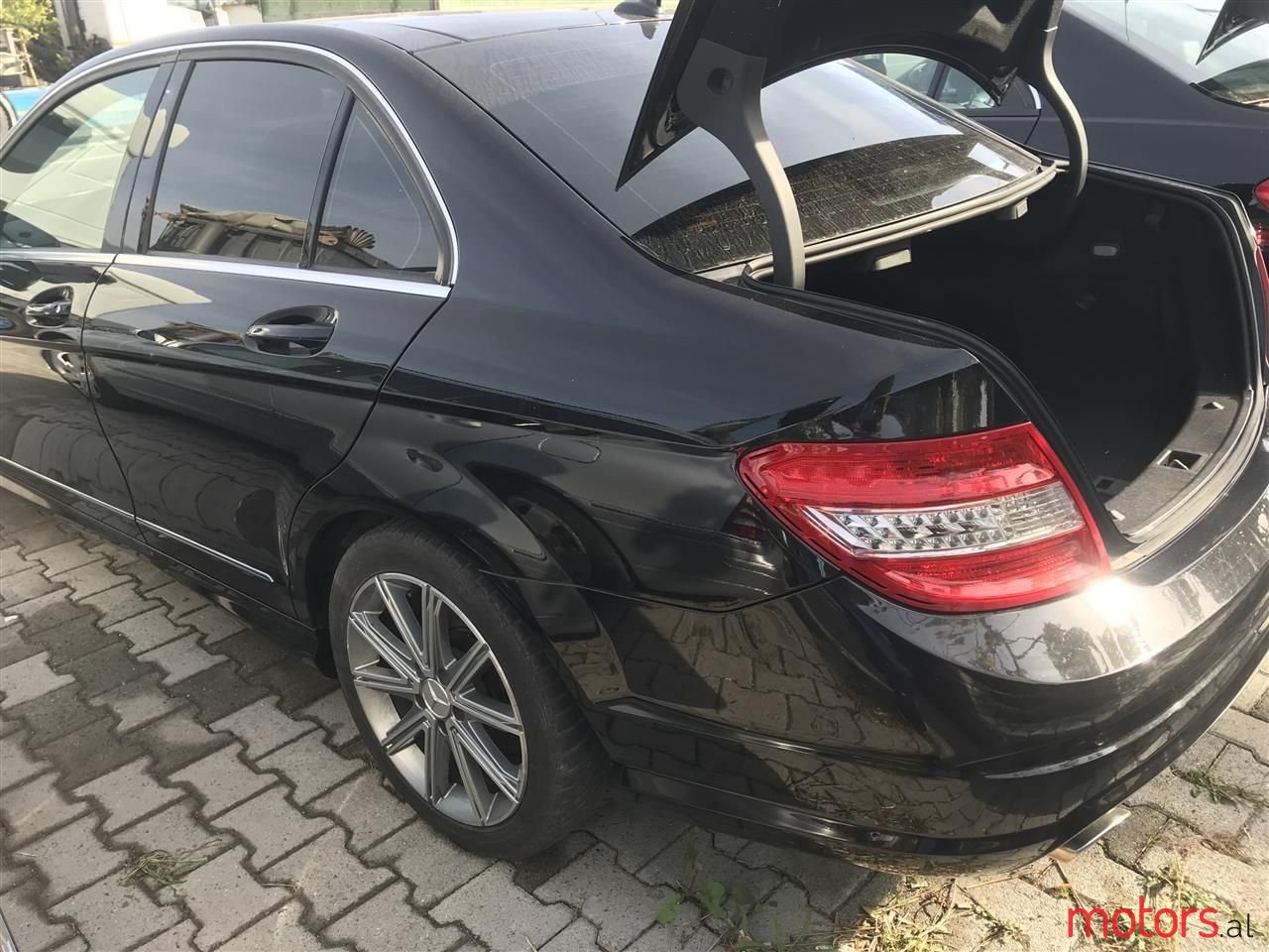 2010' Mercedes-Benz C 350 photo #4