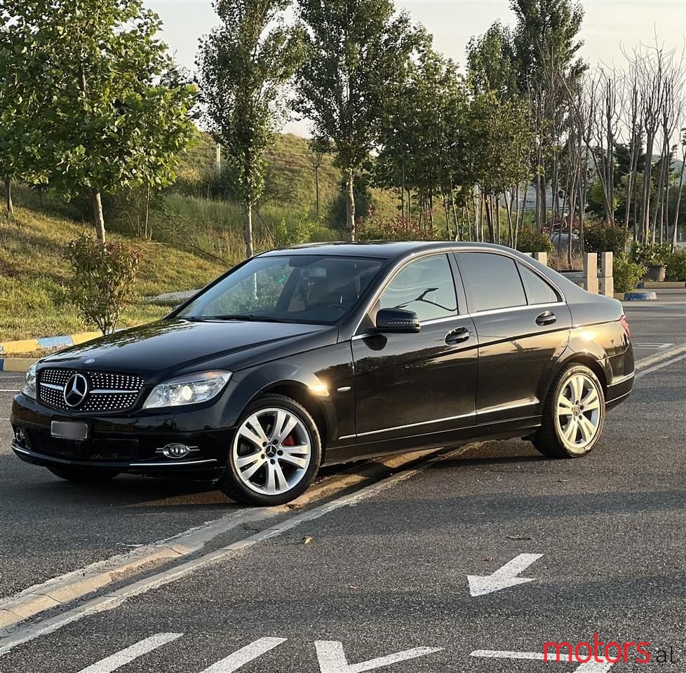 2010' Mercedes-Benz C 300 photo #1