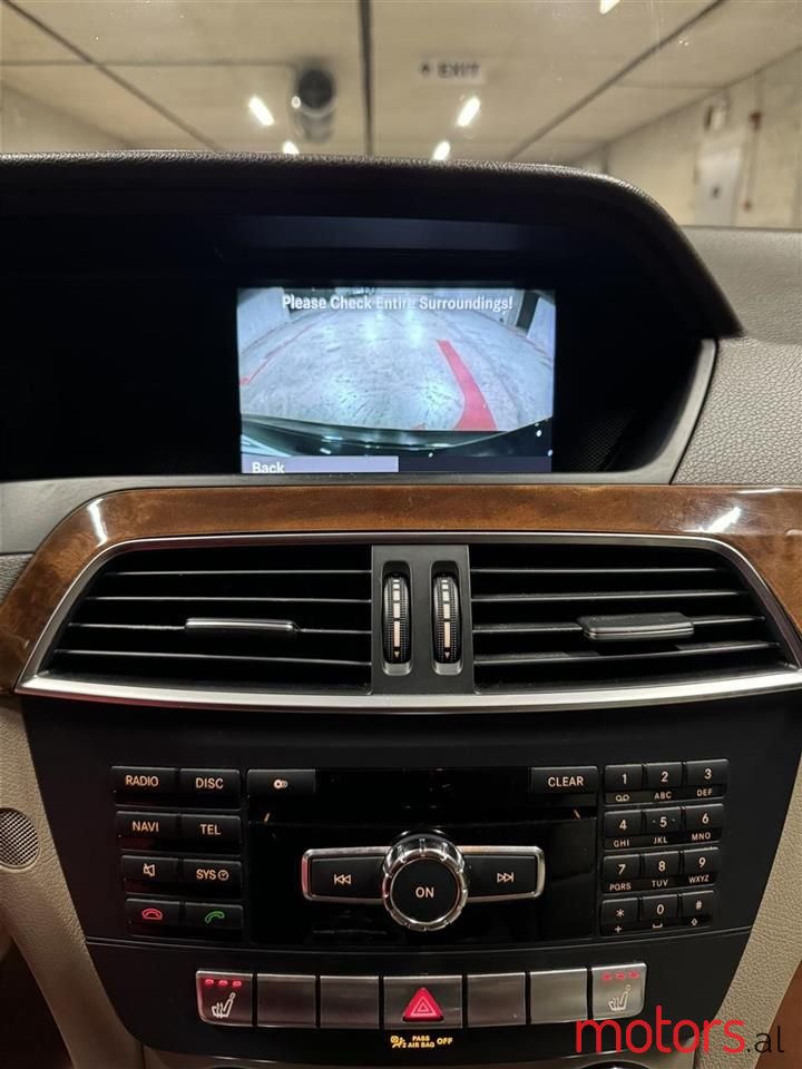 2012' Mercedes-Benz C 300 photo #6