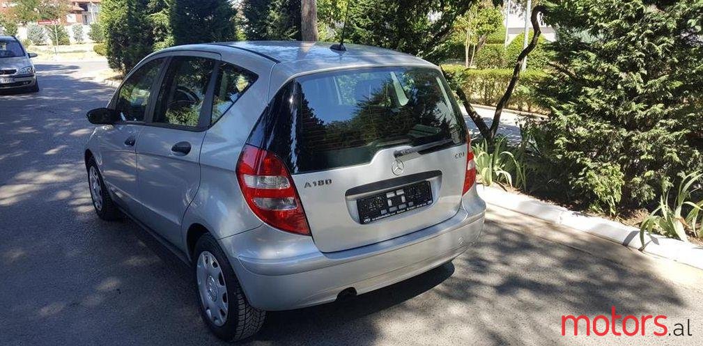 2006' Mercedes-Benz A 180 photo #2