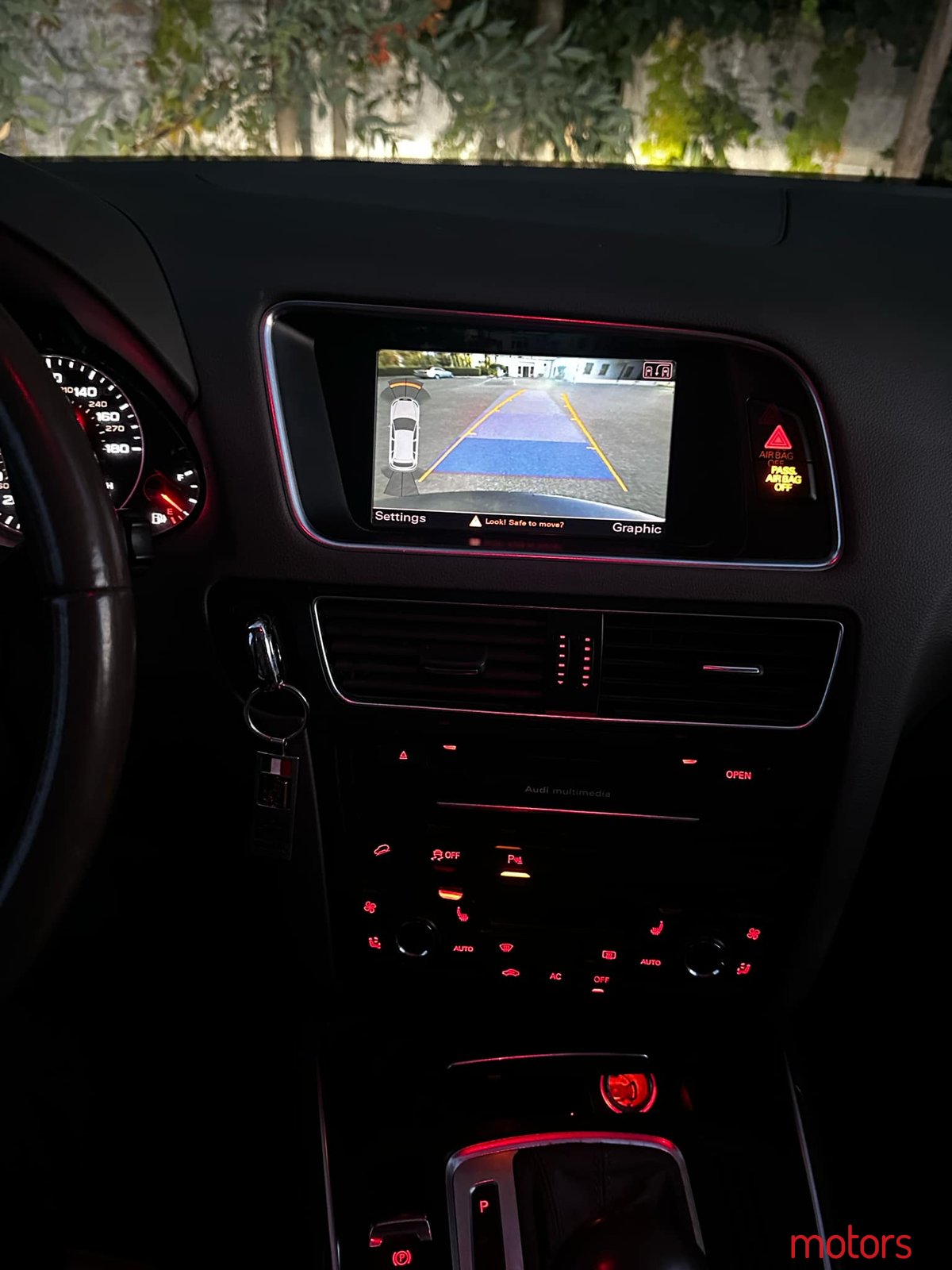 2012' Audi Q5 photo #1