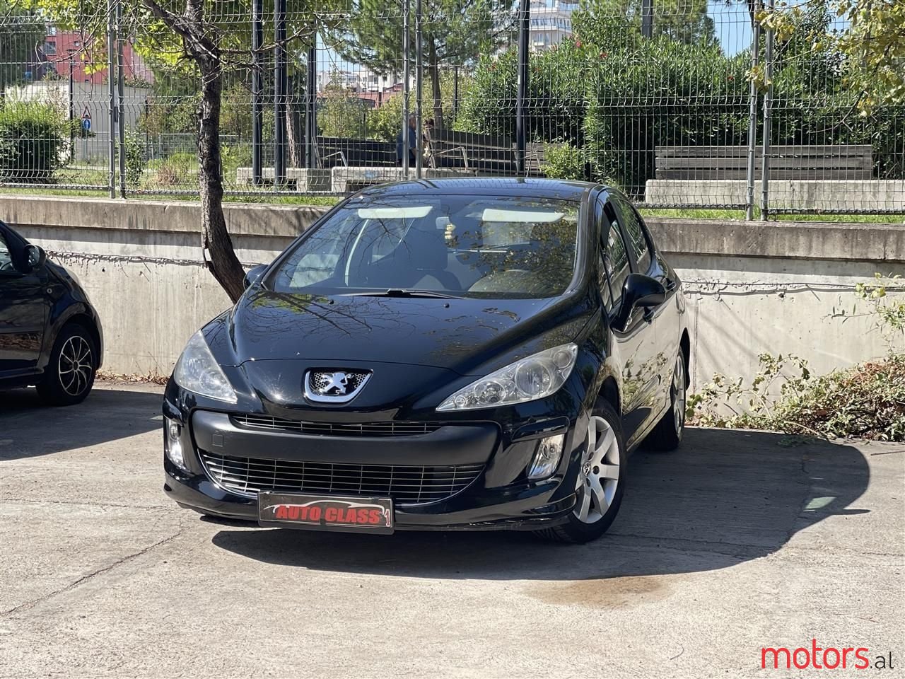 2009' Peugeot 308 photo #2