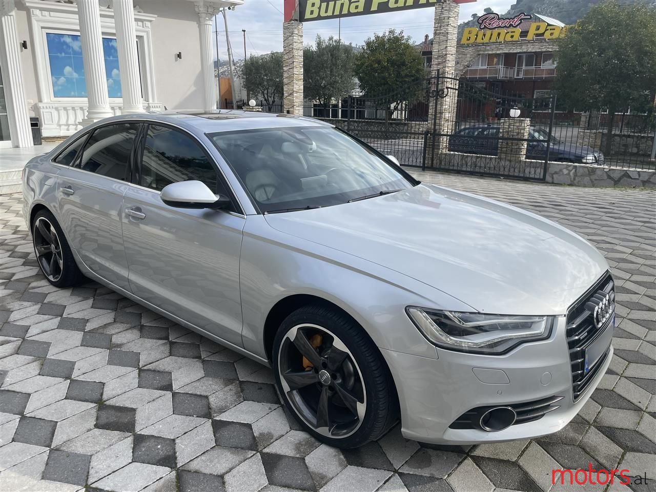 2013' Audi A6 photo #1