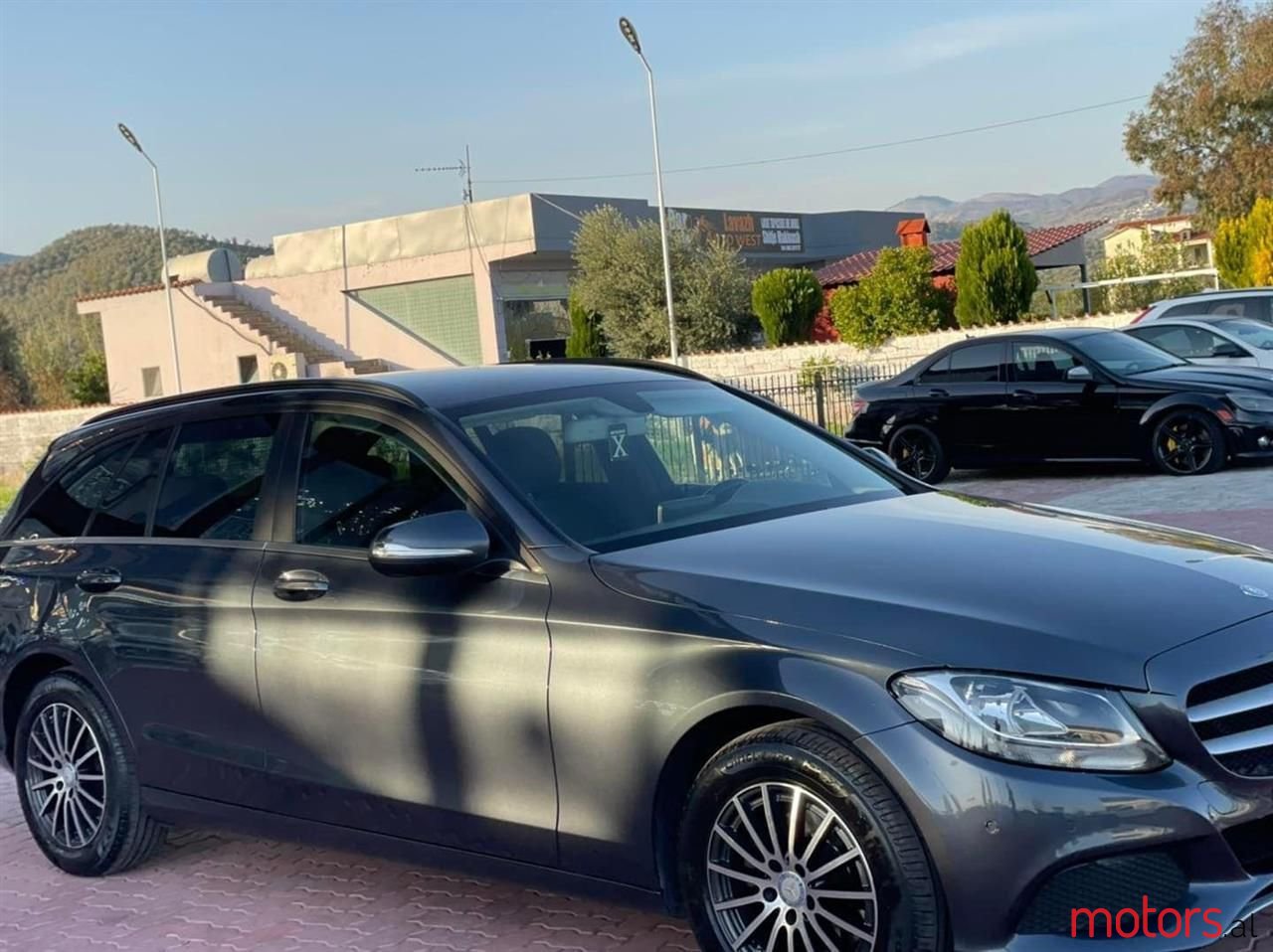 2015' Mercedes-Benz C 200 photo #3