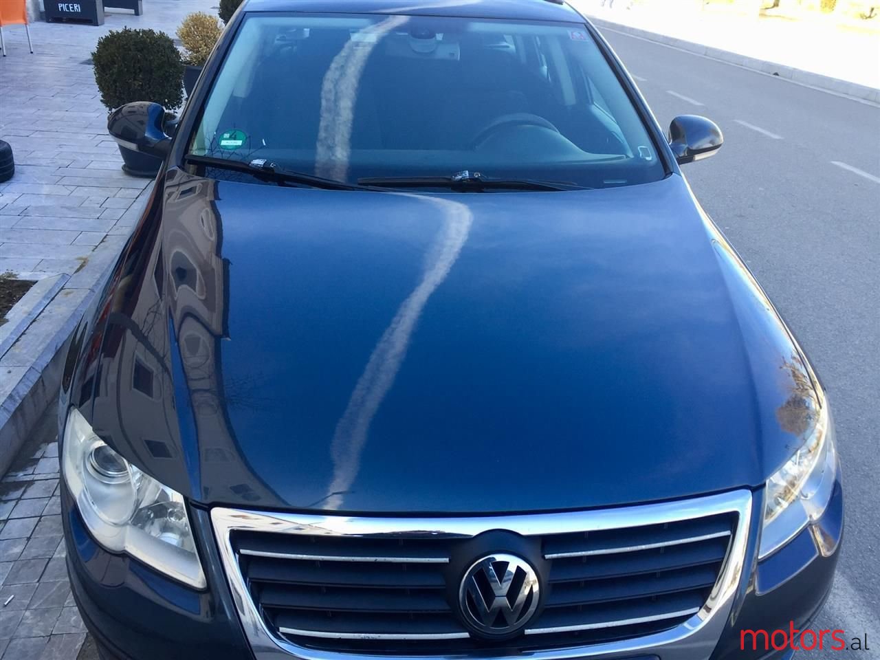 2006' Volkswagen Passat photo #4