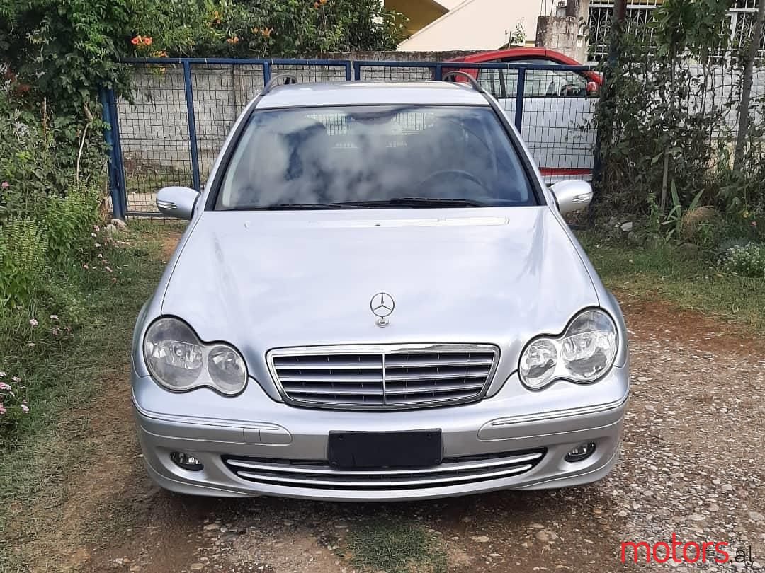 2006' Mercedes-Benz C 220 photo #1
