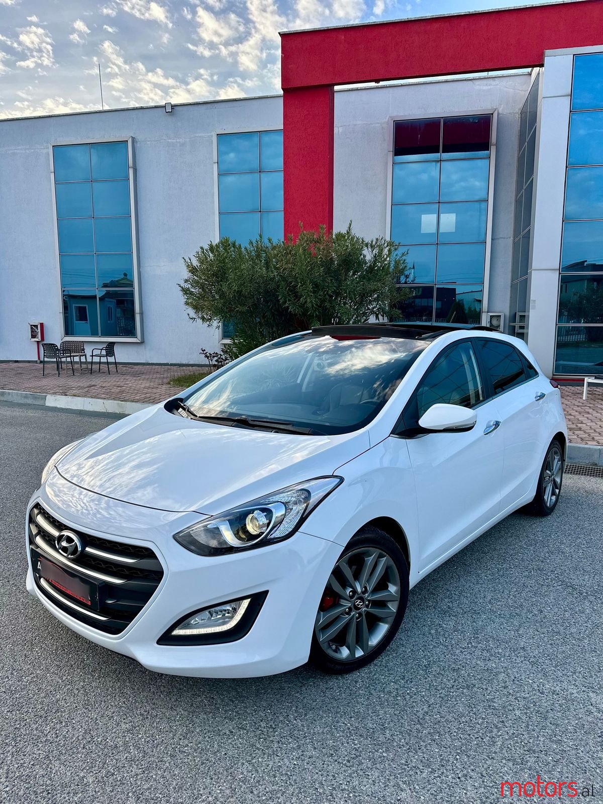 2016' Hyundai i30 photo #1