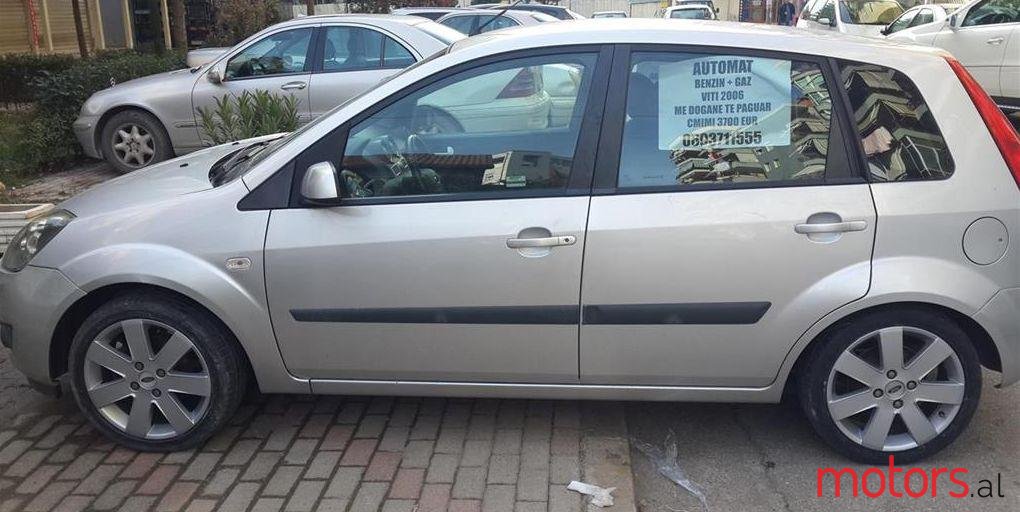 2006' Ford Fiesta photo #1