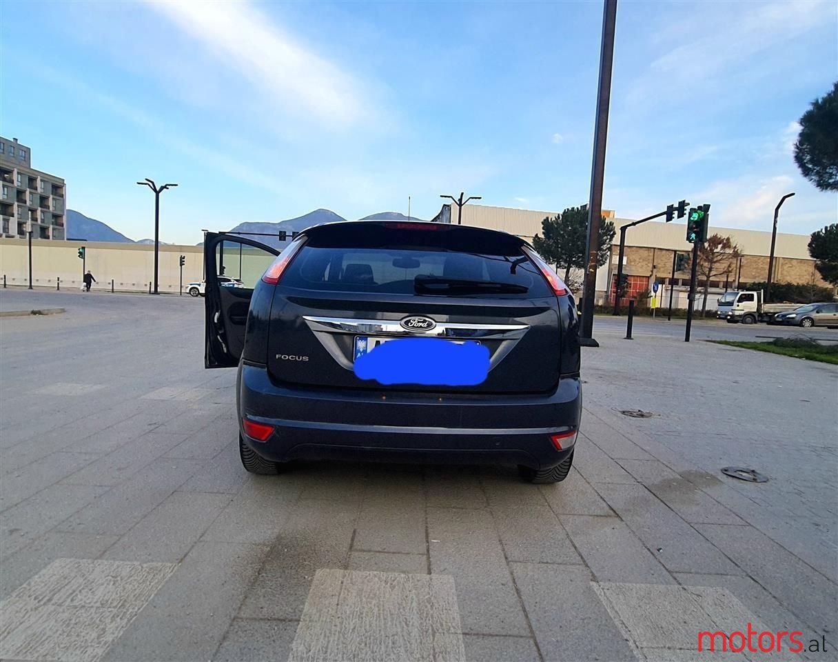 2008' Ford Focus photo #4