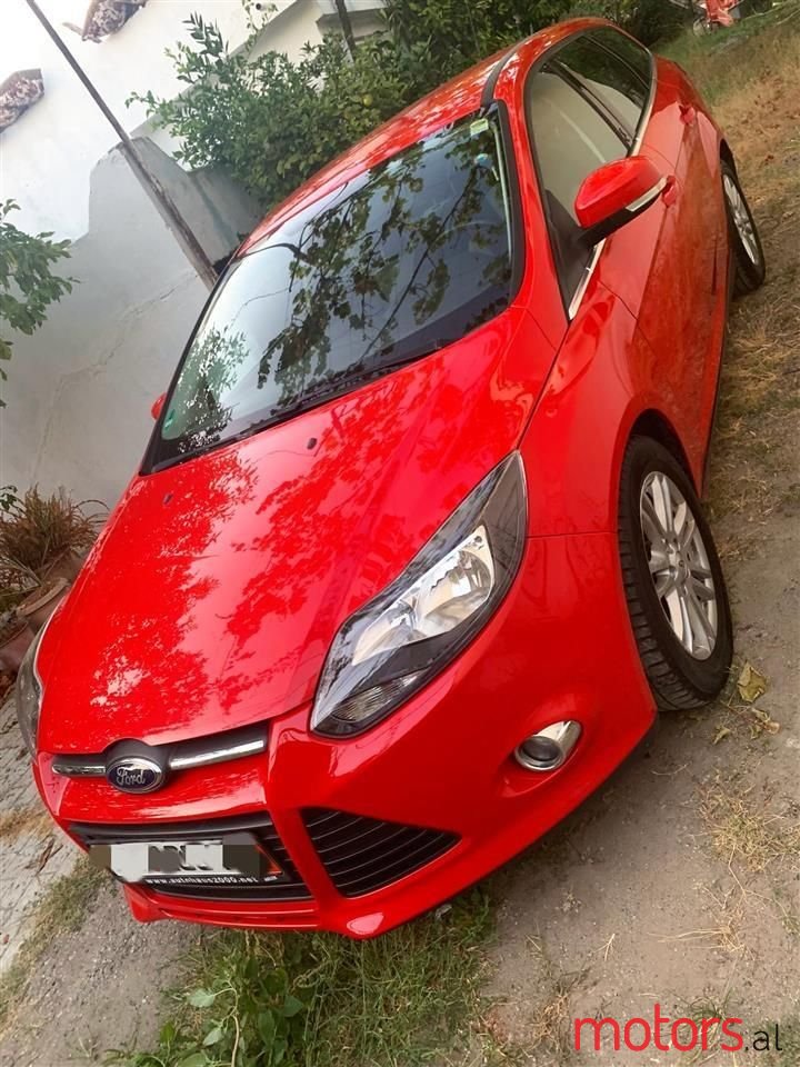 2012' Ford Focus photo #4