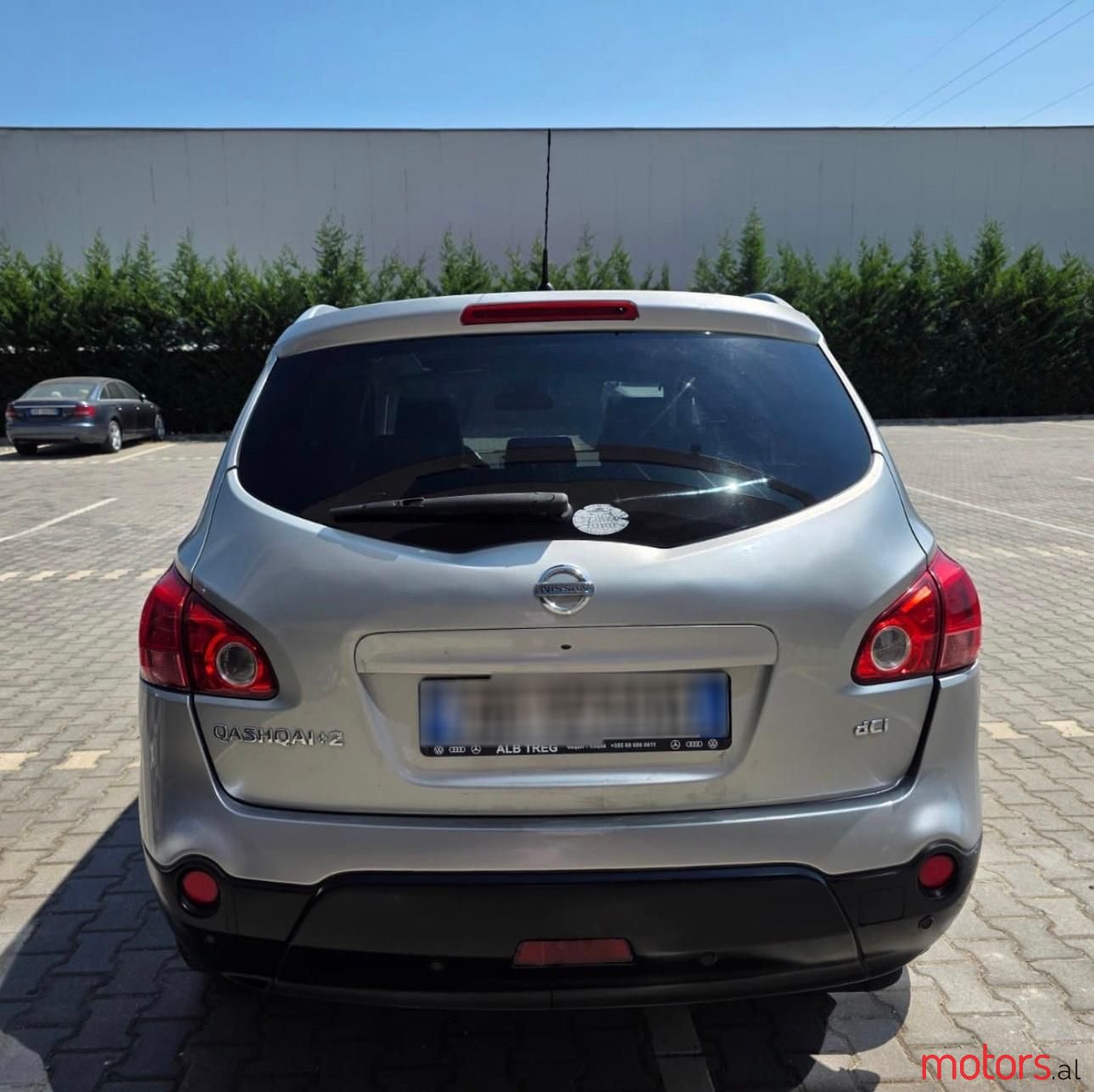 2009' Nissan Qashqai+2 photo #4